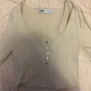 Zara cream button crop long sleeve